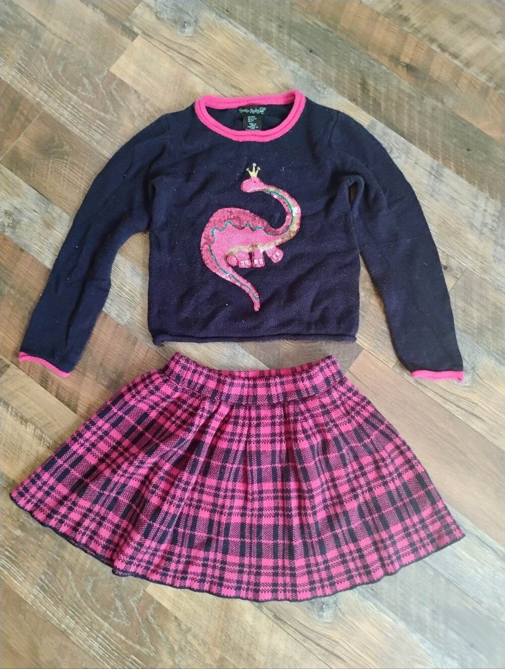 Girls 6x Navy Blue Long-Sleeve with Pink Sequin Dinosaur And Matching Skirt